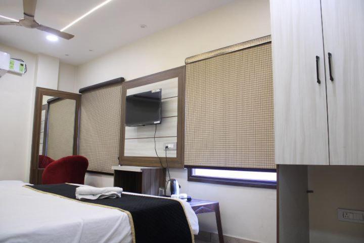 Blackwood Near Golden Temple -140 Mtrs Amritsar Exterior photo